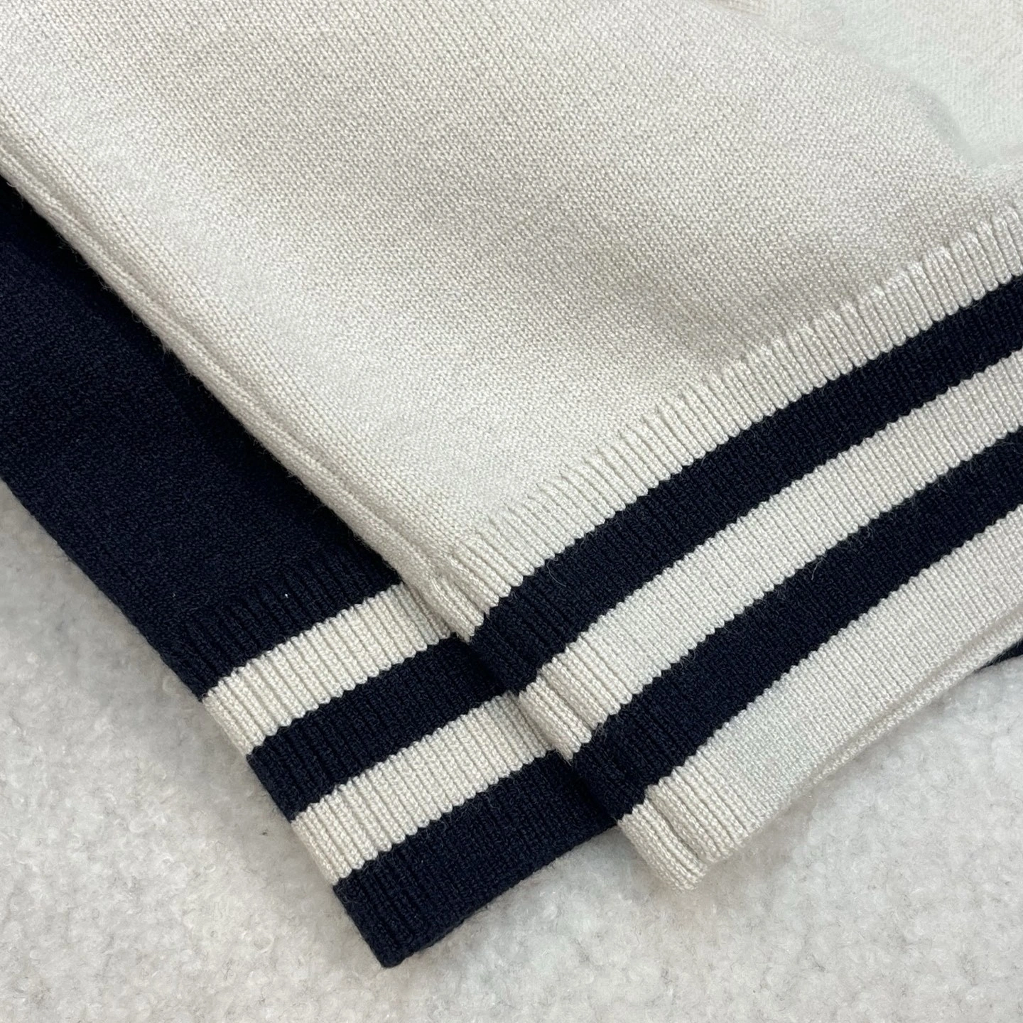 wg.luxury-- 2ru9588o wool embroidery 2colour item: E-F443J1819-2H